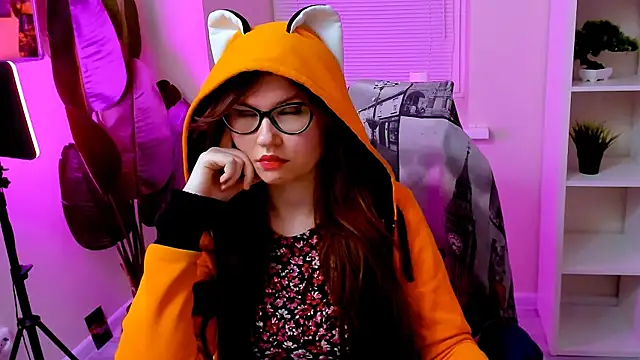 CarolGiggly webcam