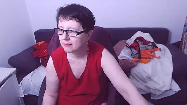 ChristaRose live cam on StripChat
