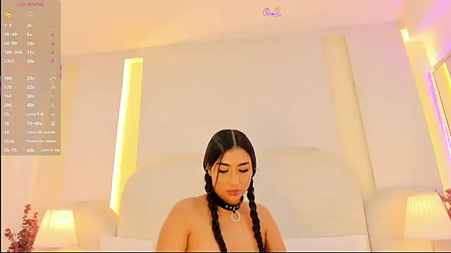 SalomeeBell webcam