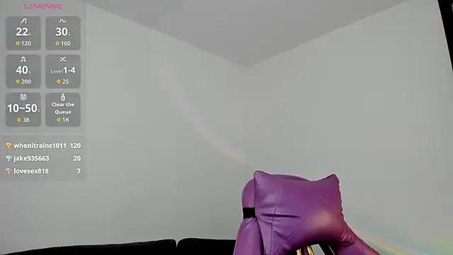 Adhhaaraaa_ live cam on StripChat
