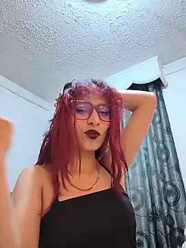 RedMeloddy live cam on StripChat