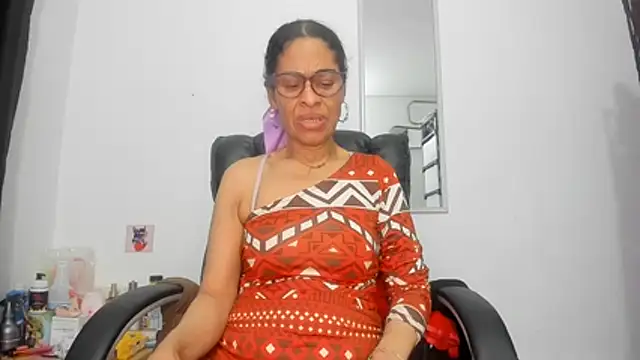 Aries_Mature live cam on StripChat