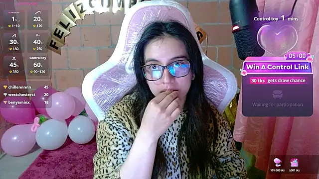 Maggie_Fox3 live cam on StripChat