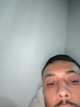 Naymik911 live cam on StripChat
