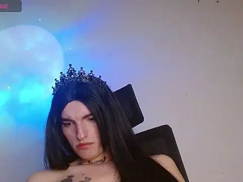Scarlett_crastrawberry live cam on StripChat