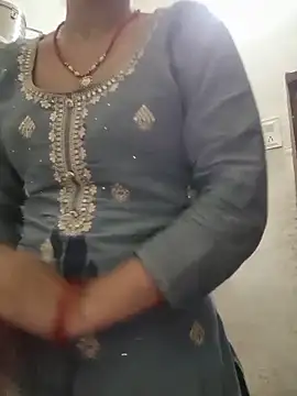 Shalini_gi webcam