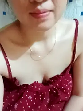 Kee2000 live cam on StripChat