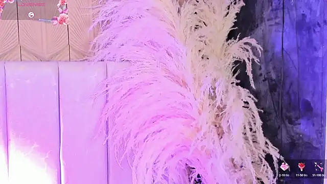 KatieRougee_ webcam