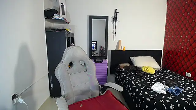 wicked_orange webcam