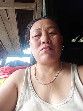 Lucky_baby7 live cam on StripChat