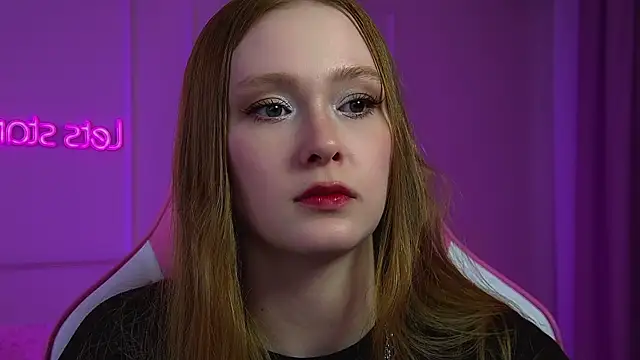 AgataFoxley webcam
