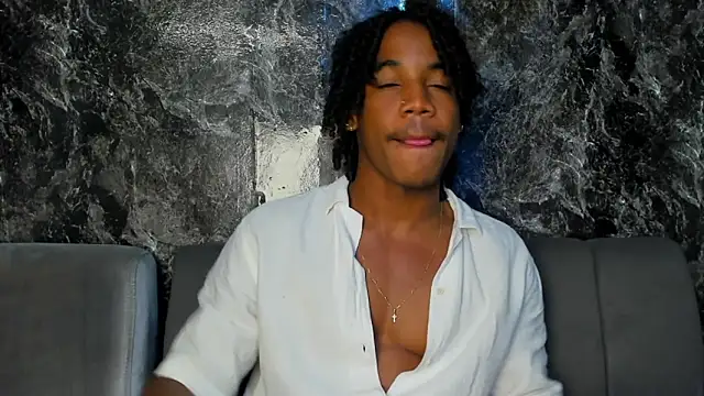 axel_silva4 live cam on StripChat