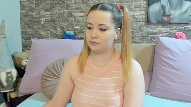 kalindahot live cam on StripChat
