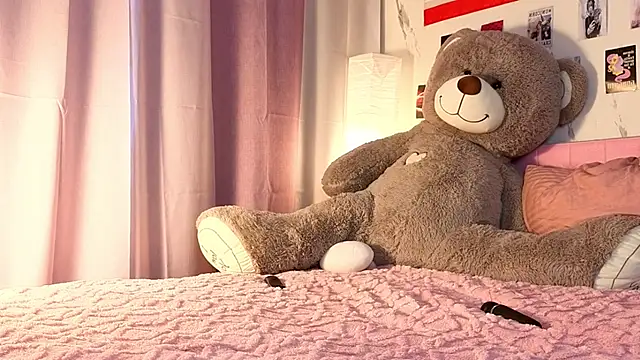 Karolinacreamm webcam