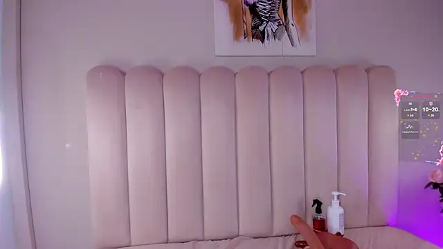 AlyssiaDanger webcam