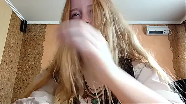 KateVibe_01 webcam