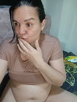 Zuleyka_69 live cam on StripChat