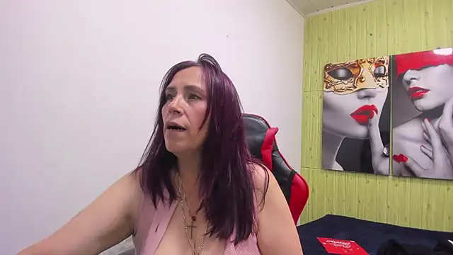 Chantalvedette webcam