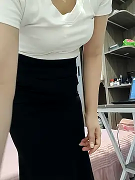 susu_baby live cam on StripChat