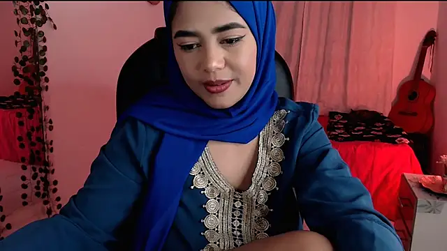 azzahara069 live cam on StripChat