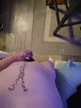 Cummaker69 webcam