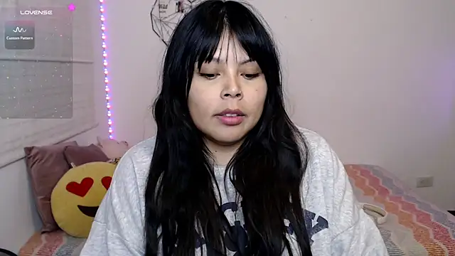 EllieMoonX webcam