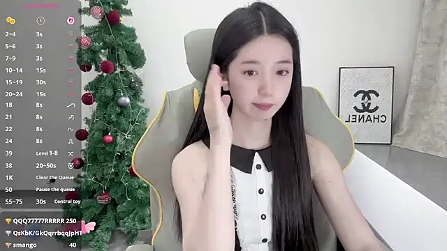 OiOi-666 live cam on StripChat