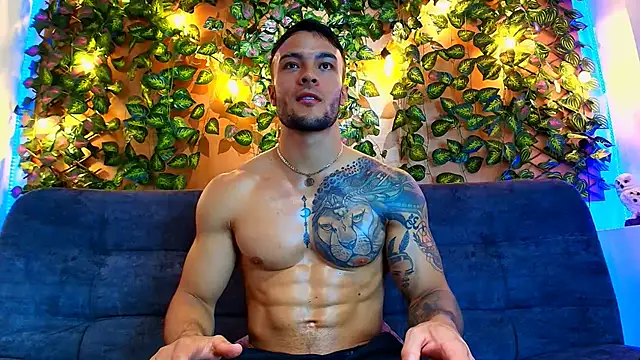 alexander_collin02 live cam on StripChat