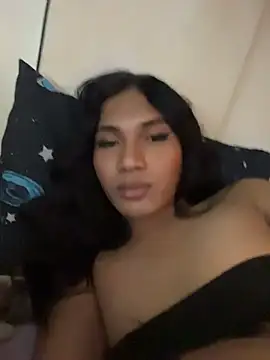 slutty_aki live cam on StripChat