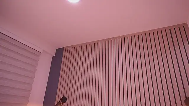 bella_adams_ webcam