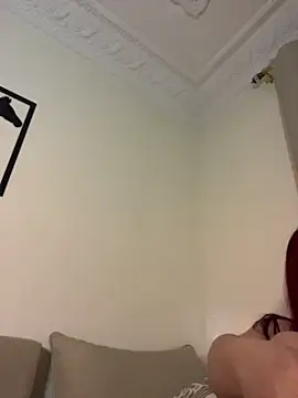 GLAMOURk live cam on StripChat
