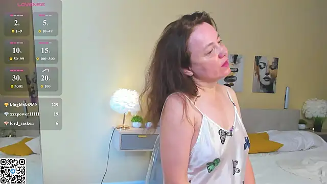 Kira_Adler webcam