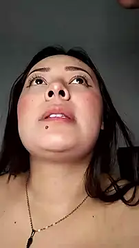 Damii_001 live cam on StripChat
