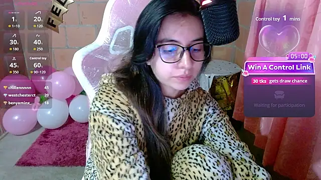 Maggie_Fox3 live cam on StripChat