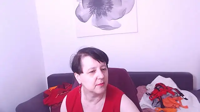 ChristaRose live cam on StripChat