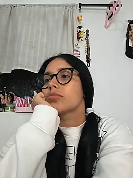 Annya-sweet live cam on StripChat