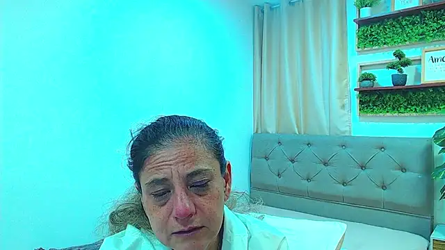 sasi_luna webcam