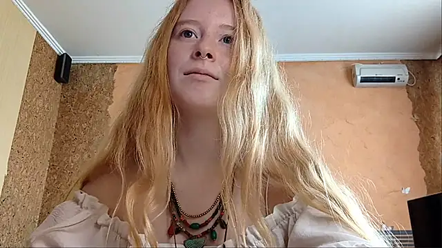 KateVibe_01 webcam