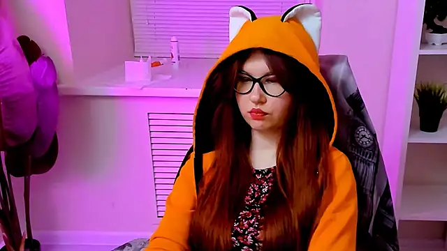 CarolGiggly webcam
