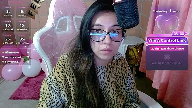 Maggie_Fox3 live cam on StripChat