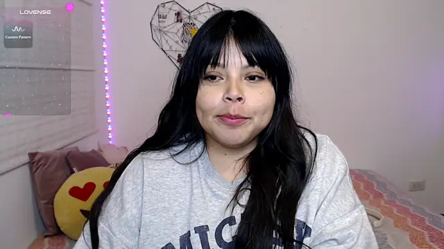 elliemoonx - EllieMoonX's free webcam - UK Sex Cams