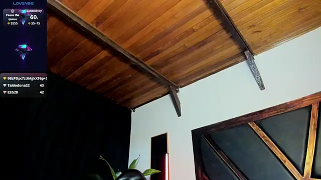 EmiliWilliams webcam