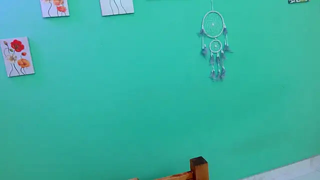 evaleribigtits18 webcam