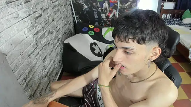 wex_077 (M twink) - SHOW CUM