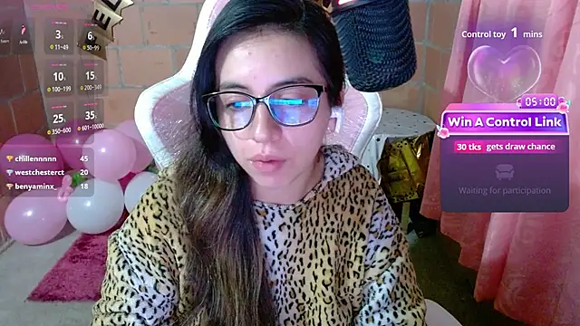 Maggie_Fox3 live cam on StripChat
