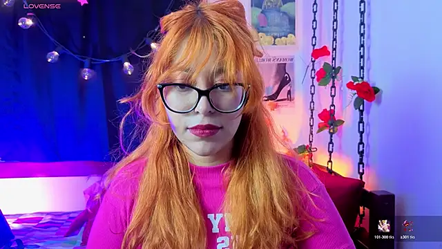 _Moon_Johnson live cam on StripChat