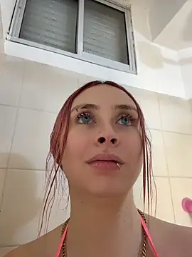 Sophia_LuxxX live cam on StripChat