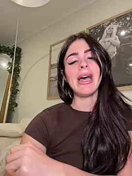 aus_queen webcam