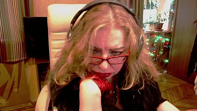 Miss_Tress webcam