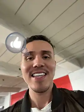 adam-rivera webcam